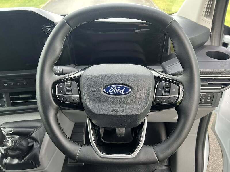 Ford Transit Custom 320 EcoBlue Limited - U61