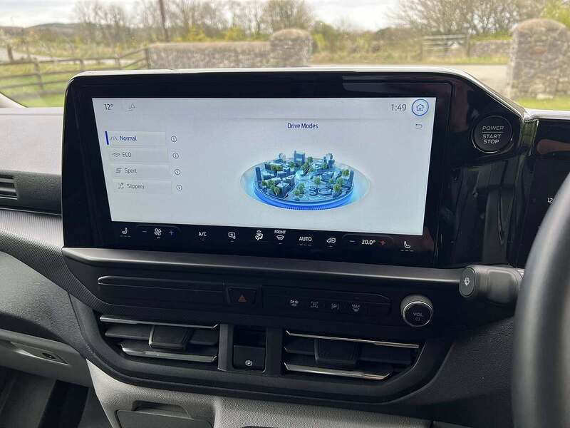 Ford Transit Custom 280 EcoBlue Limited - U64