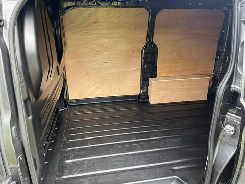 Ford Transit Custom 280 EcoBlue Limited - U64