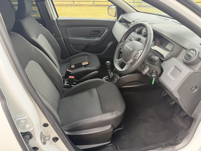 Dacia Duster TCe Essential 4X2 - U65