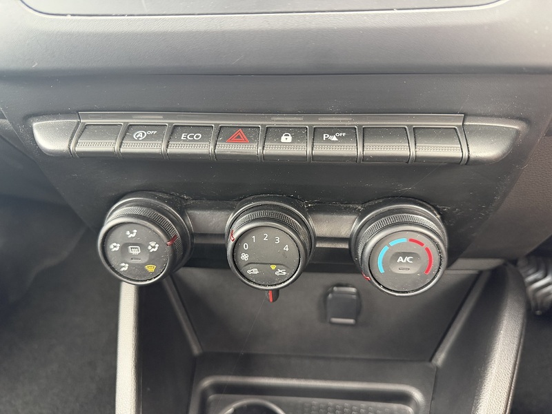 Dacia Duster TCe Essential 4X2 - U65