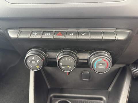 Dacia Duster TCe Essential 4X2 - U65