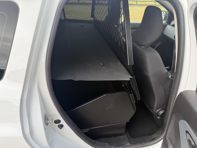 Dacia Duster TCe Essential 4X2 - U65