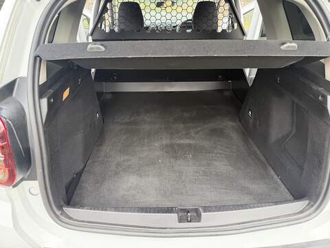 Dacia Duster TCe Essential 4X2 - U65