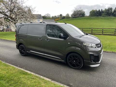 Vauxhall Vivaro Turbo D 3100 GS - U67