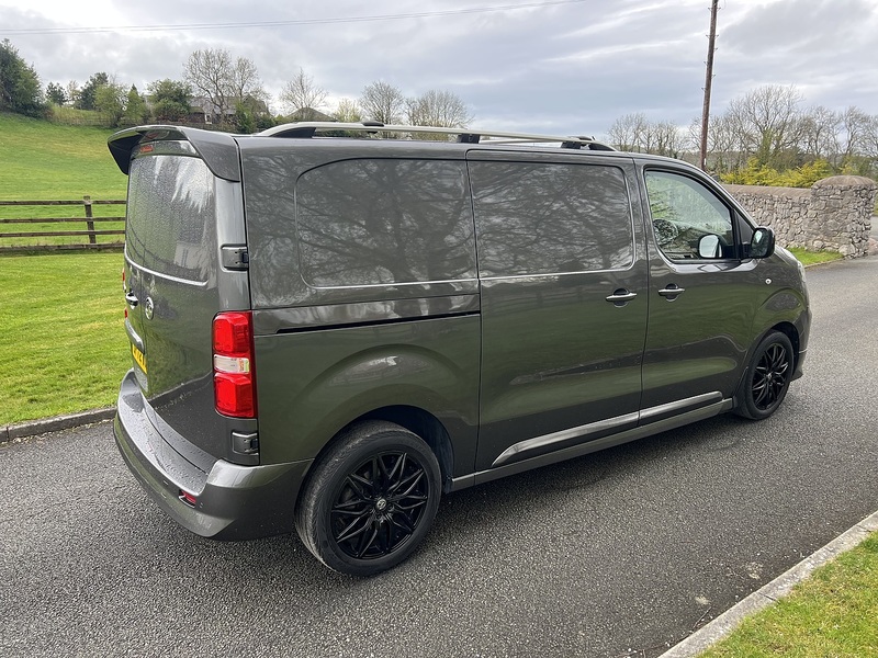 Vauxhall Vivaro Turbo D 3100 GS - U67