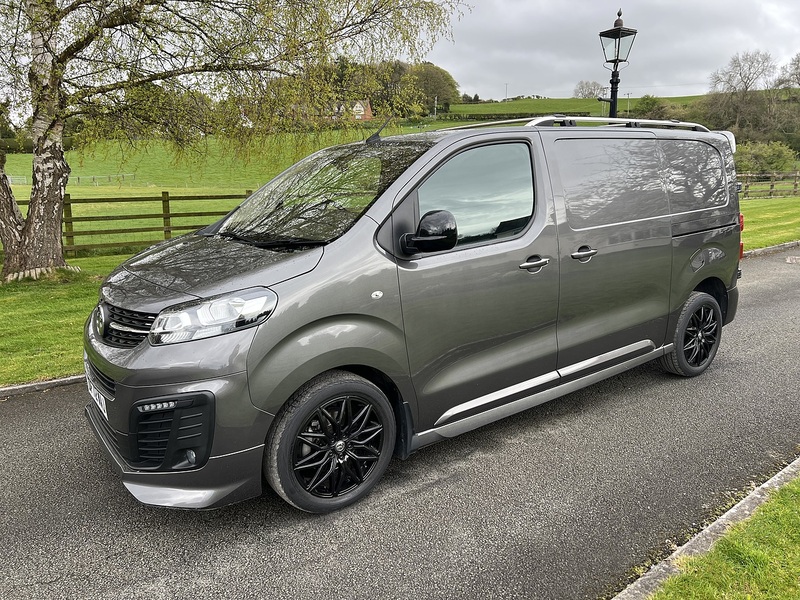 Vauxhall Vivaro Turbo D 3100 GS - U67