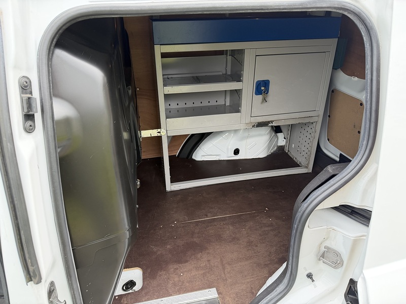 Ford Transit Courier EcoBoost Trend - U69