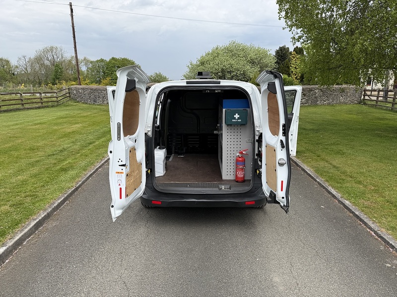 Ford Transit Courier EcoBoost Trend - U69