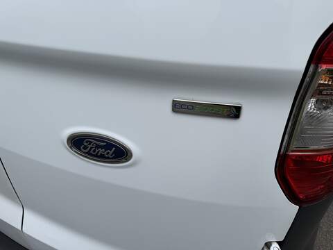 Ford Transit Courier EcoBoost Trend - U69
