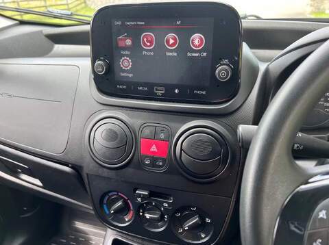 Fiat Fiorino MultiJetII Adventure - U7