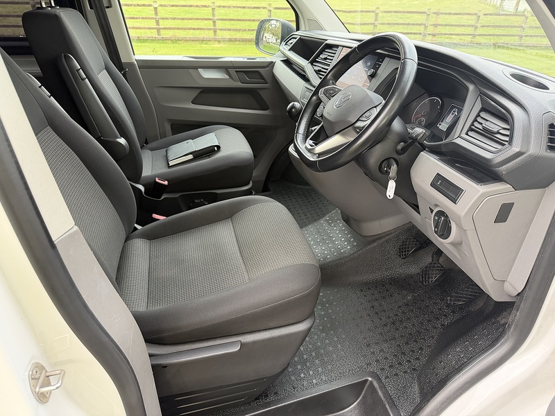 Volkswagen Transporter TDI T32 Startline 4motion Kombi - U70