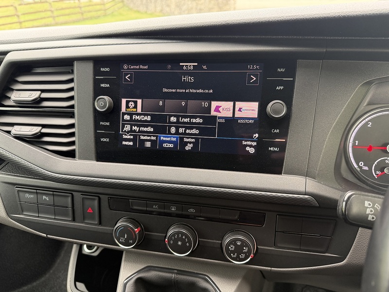 Volkswagen Transporter TDI T32 Startline 4motion Kombi - U70
