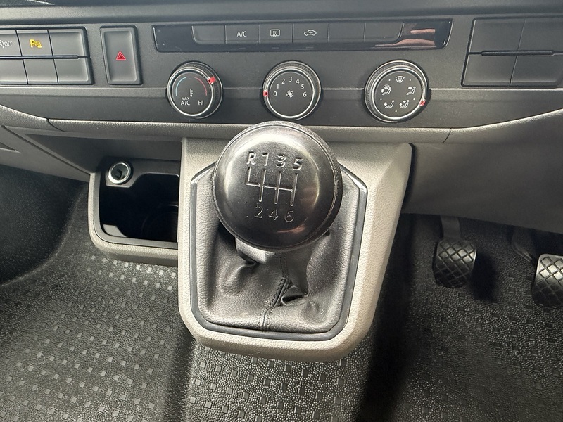 Volkswagen Transporter TDI T32 Startline 4motion Kombi - U70