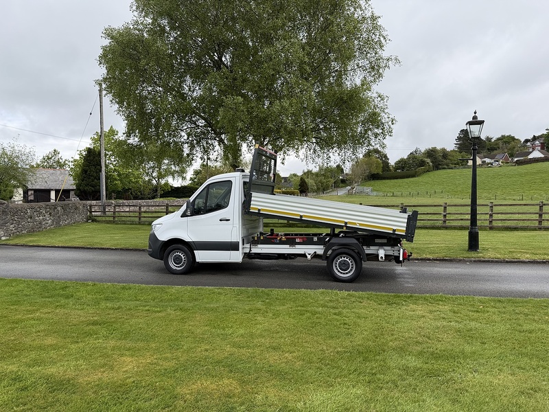 Mercedes-Benz Sprinter 316 CDI RWD S/Cab Tipper - U71