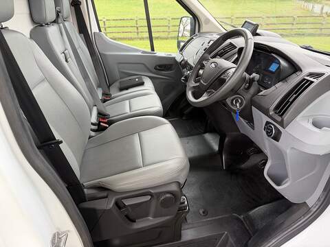 Ford Transit 350 2.0 TDCI RWD - U77
