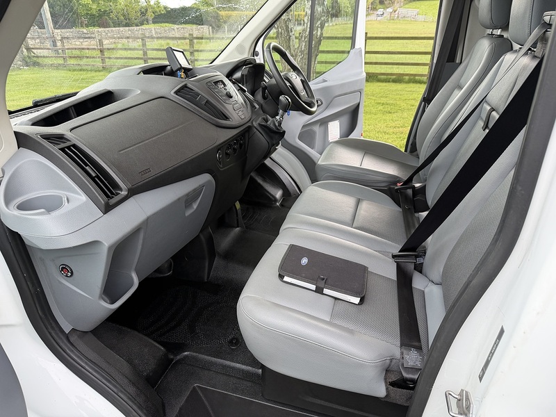 Ford Transit 350 2.0 TDCI RWD - U77