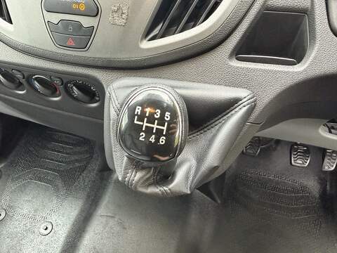 Ford Transit 350 2.0 TDCI RWD - U77