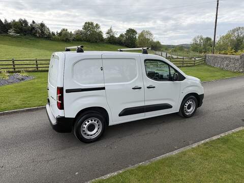 Toyota PROACE CITY BlueHDi Active - U82
