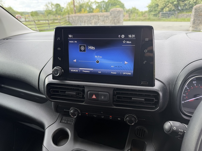 Toyota PROACE CITY BlueHDi Active - U82