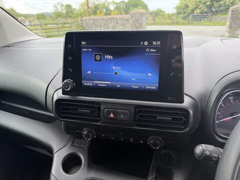 Toyota PROACE CITY BlueHDi Active - U82