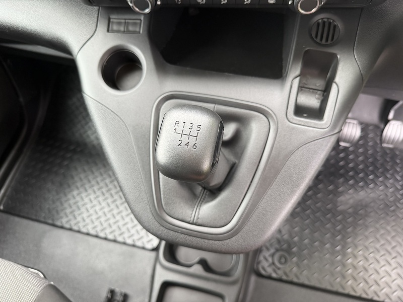 Toyota PROACE CITY BlueHDi Active - U82
