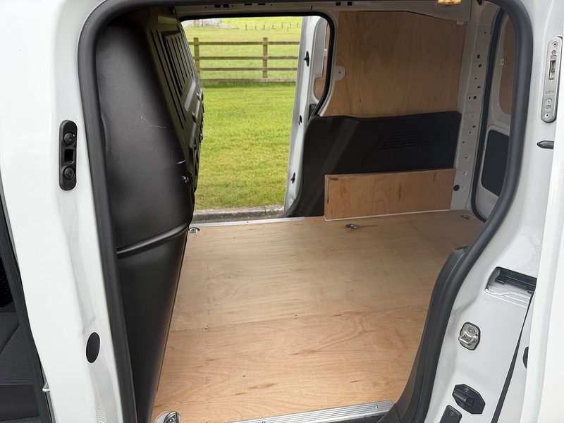 Toyota PROACE CITY BlueHDi Active - U82