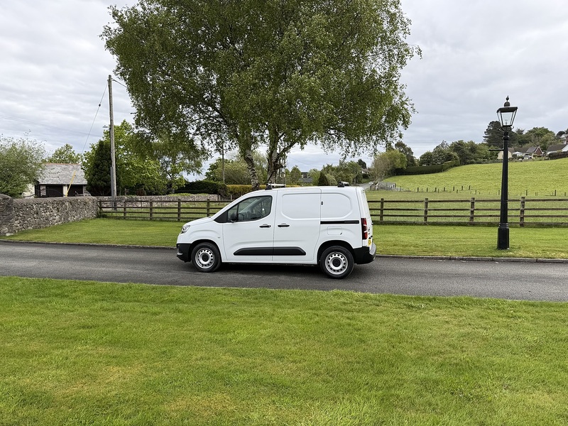 Toyota PROACE CITY BlueHDi Active - U83