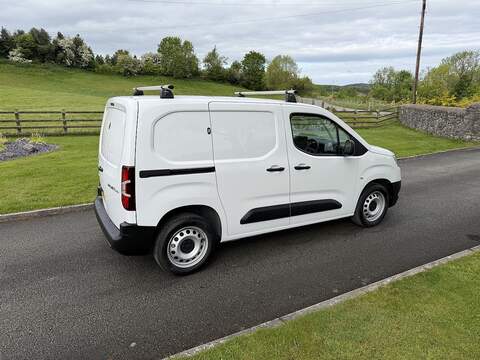 Toyota PROACE CITY BlueHDi Active - U83