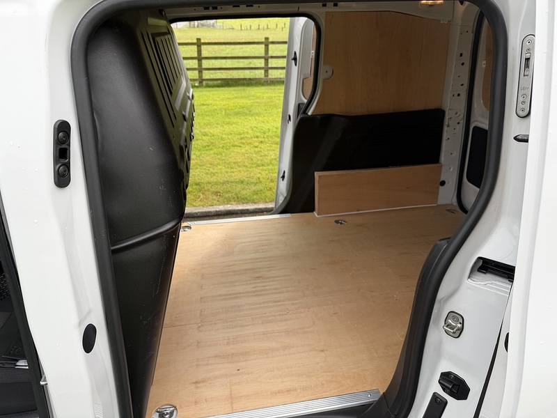 Toyota PROACE CITY BlueHDi Active - U83