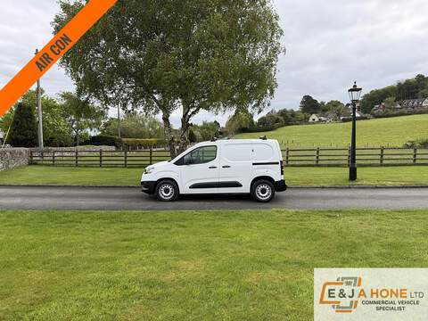 Toyota PROACE CITY 1.5 BlueHDi Active Short Panel Van 5dr Diesel Manual SWB Euro 6 (s/s) (100 bhp)