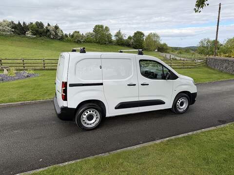 Toyota PROACE CITY BlueHDi Active - U84