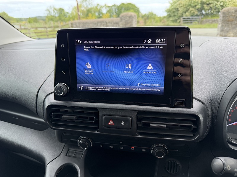 Toyota PROACE CITY BlueHDi Active - U84