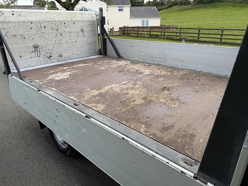Nissan NV400 Dci Tekna L3h1 c/cab Dropside - U89