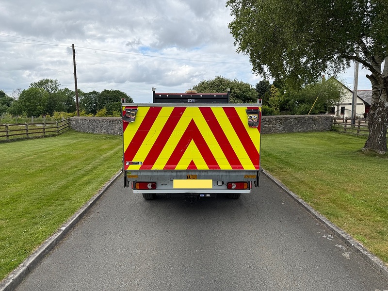 Nissan NV400 Dci Tekna L3h1 c/cab Dropside - U89