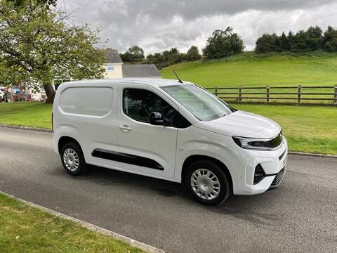 Vauxhall Combo Turbo D 2300 Pro - U9