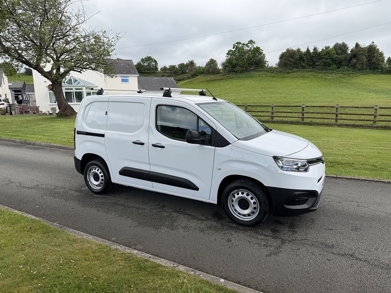 Toyota PROACE CITY BlueHDi Active - U90