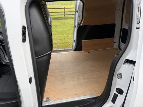 Toyota PROACE CITY BlueHDi Active - U90