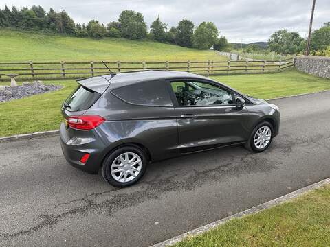 Ford Fiesta Van Ti-VCT - U92