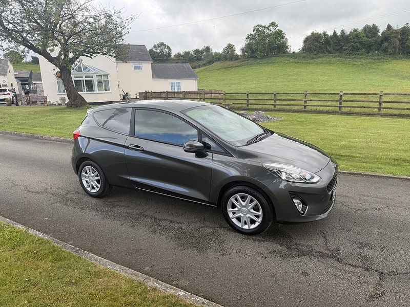 Ford Fiesta Van Ti-VCT - U92