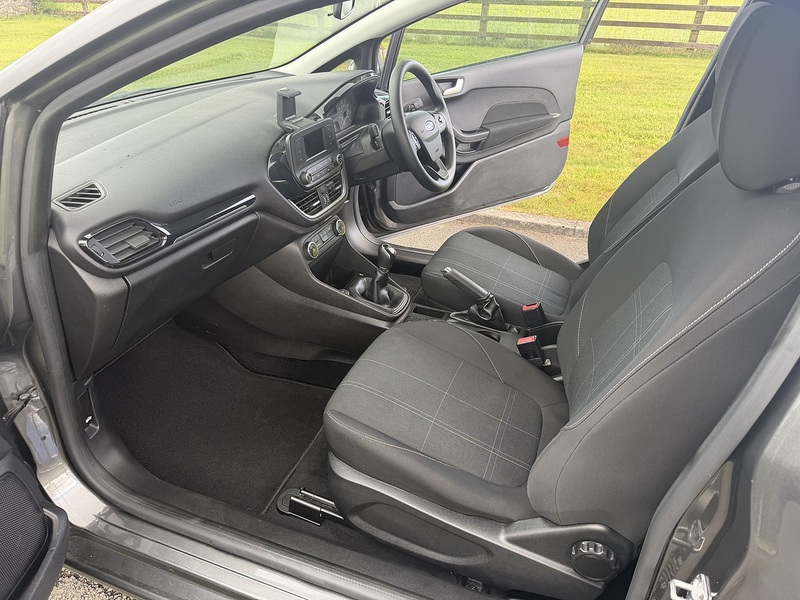 Ford Fiesta Van Ti-VCT - U92