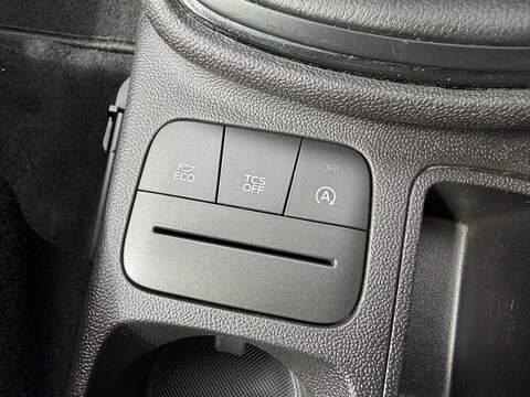 Ford Fiesta Van Ti-VCT - U92