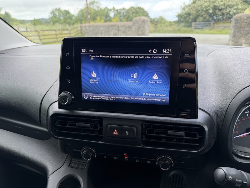 Toyota PROACE CITY BlueHDi Active - U95
