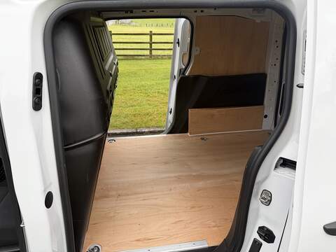 Toyota PROACE CITY BlueHDi Active - U95