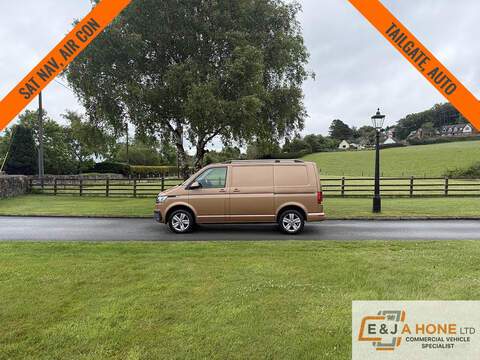 Volkswagen Transporter 2.0 TDI C20 Commerce Pro Panel Van 5dr Diesel Manual 4Motion SWB Euro 6 (s/s) (122 ps)