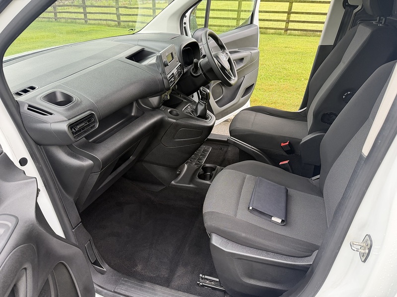 Vauxhall Combo Turbo D 2300 Sportive - U99