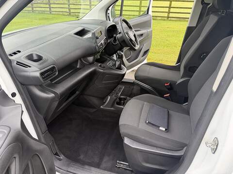 Vauxhall Combo Turbo D 2300 Sportive - U99