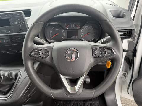 Vauxhall Combo Turbo D 2300 Sportive - U99