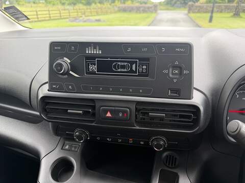 Vauxhall Combo Turbo D 2300 Sportive - U99