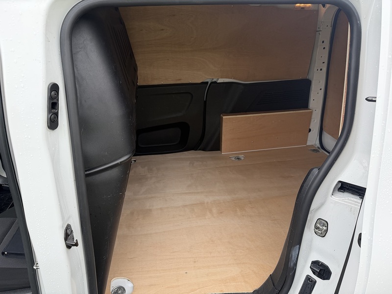 Vauxhall Combo Turbo D 2300 Sportive - U99